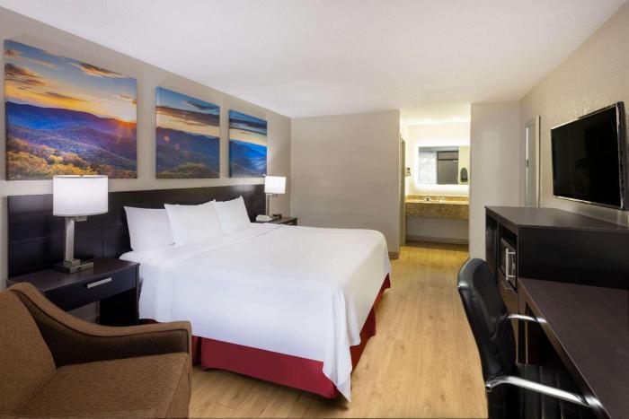 days inn by wyndham raleigh midtown