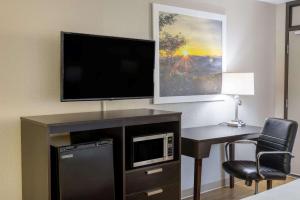 days inn by wyndham raleigh midtown