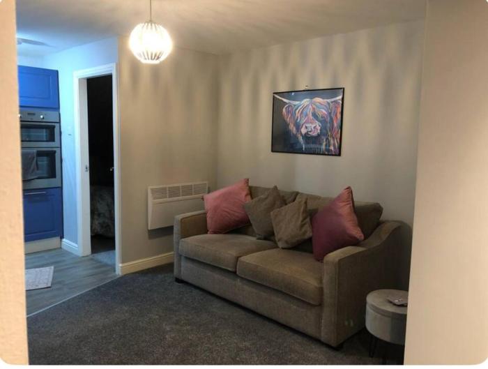 captivating 1 bed apartment in hednesford