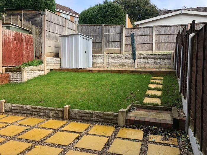 captivating 1 bed apartment in hednesford
