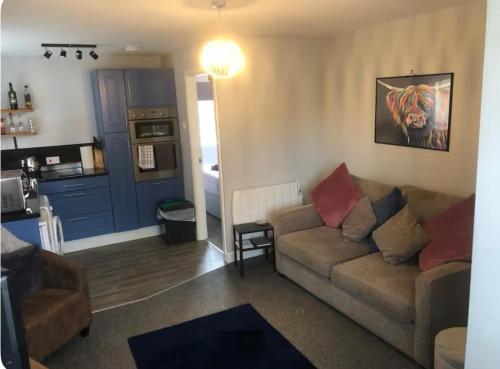 Captivating 1-Bed Apartment In Hednesford,,3 star