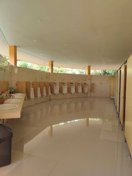 cabbages and condoms hotel ratchaburi