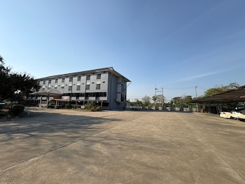 cabbages and condoms hotel ratchaburi