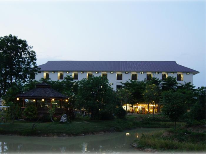 cabbages and condoms hotel ratchaburi