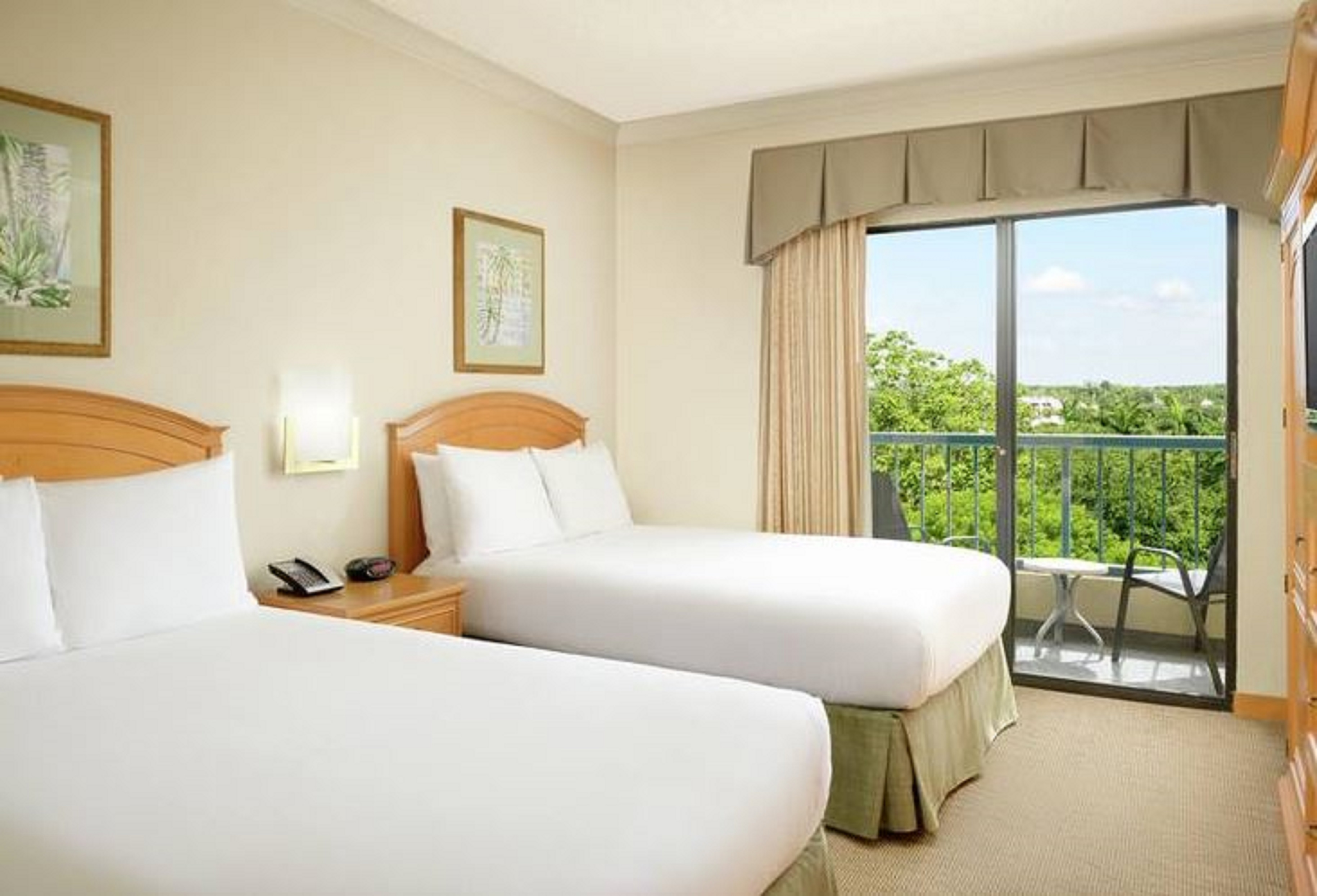 hilton boca raton suites