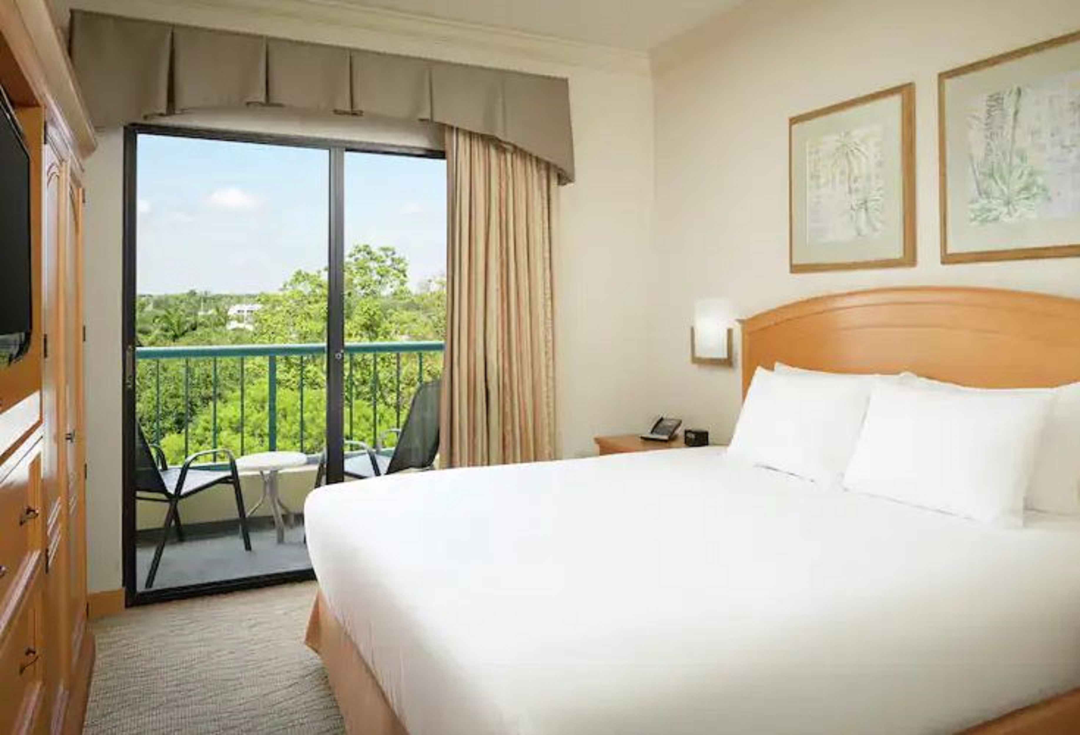 hilton boca raton suites