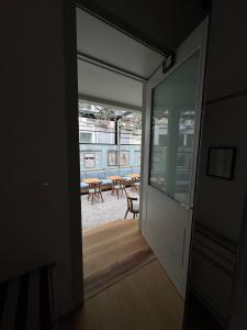 bazaar inn hotel