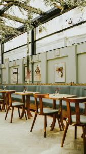 bazaar inn hotel