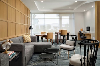 Townplace Suites By Marriott Ventura Oxnard,701 Town Center Drive,3 star