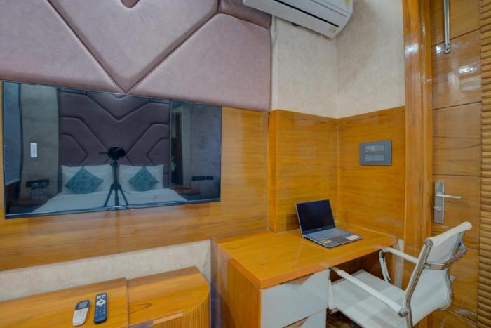 platinum service apartment dlf cyberhub