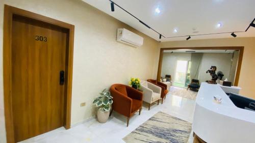 golden season hotel