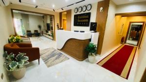 golden season hotel