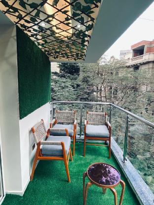 golden season hotel
