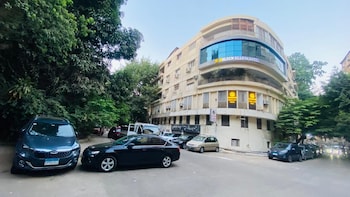 golden season hotel