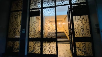 golden season hotel