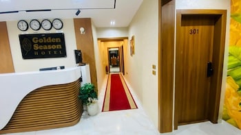 golden season hotel