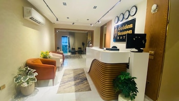 golden season hotel