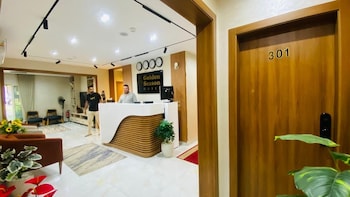 golden season hotel