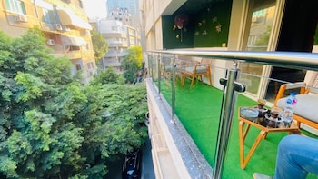 golden season hotel