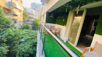 golden season hotel