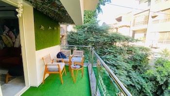 golden season hotel