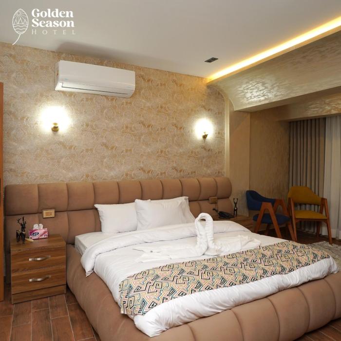 golden season hotel