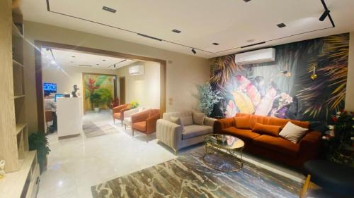 golden season hotel