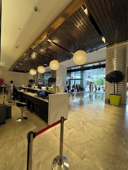 Klcc Beyond Hospitality Suites Platinum,,5 star