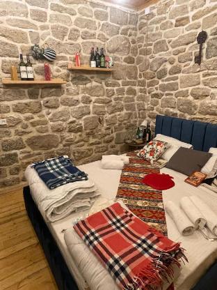 old rooms hotel