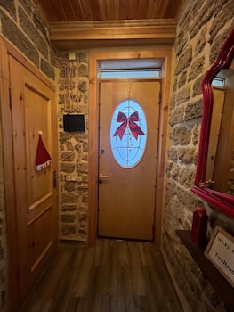 Old Rooms Hotel,,5 star