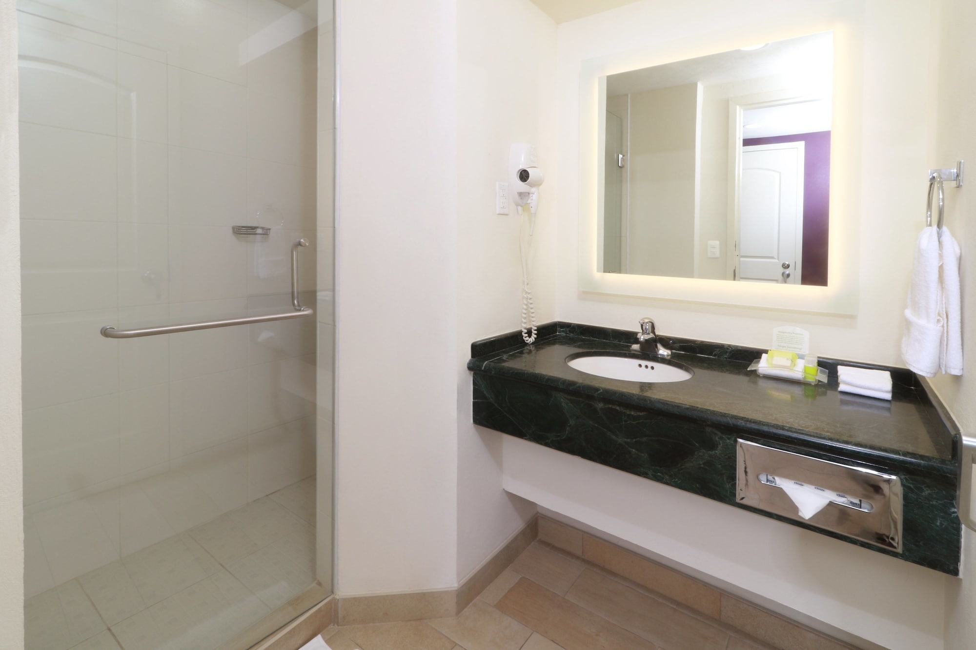 holiday inn reynosa industrial poniente by ihg