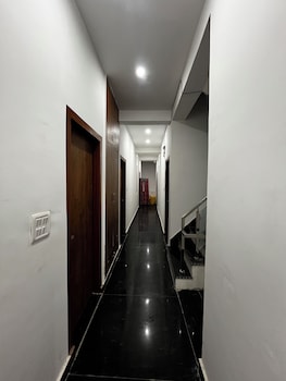 shree radhavallabh palace