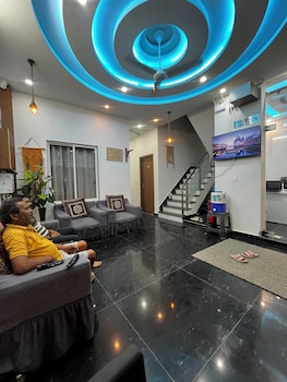 shree radhavallabh palace