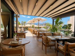 avenue hotel