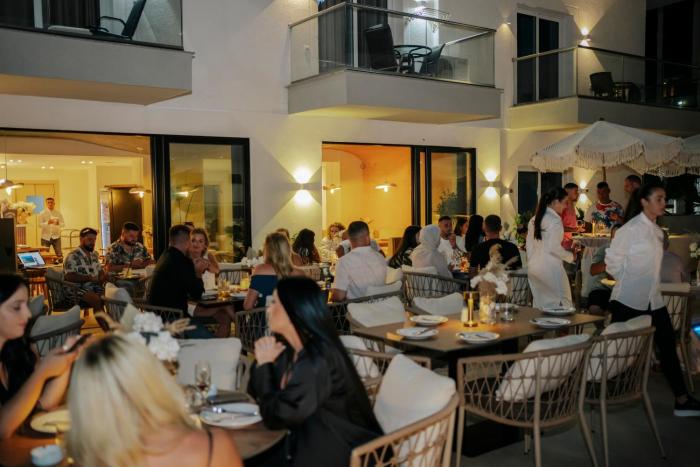 avenue hotel