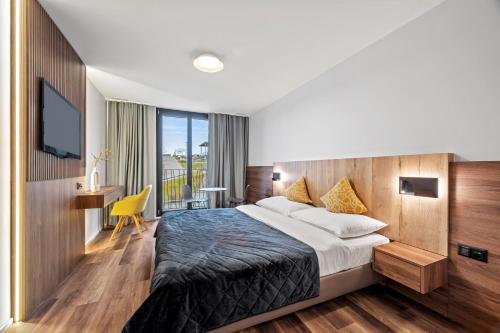 Hine Adon Fribourg Nord,,3 star