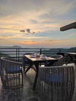 aagaman your mountain home