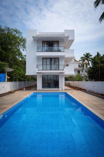 Mistral By The Sea,,4 star