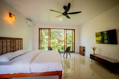 Mistral By The Sea,,4 star