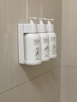 red lion hotel monterey