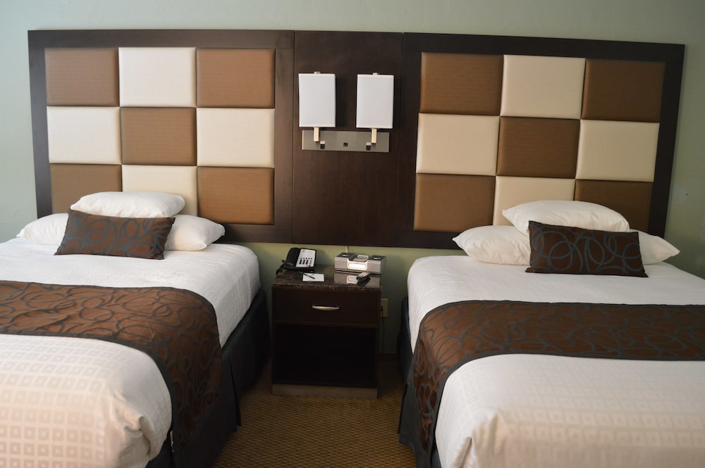 red lion hotel monterey