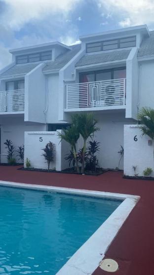the island garden hotel