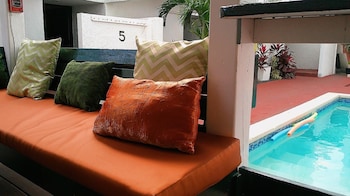 the island garden hotel