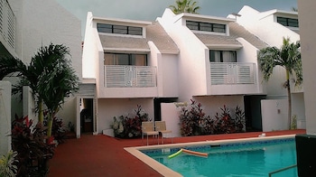 the island garden hotel