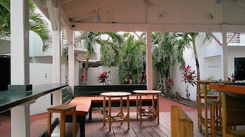 the island garden hotel