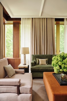 the chancery rosewood