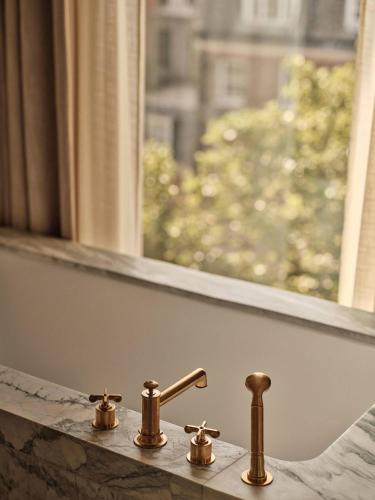 the chancery rosewood