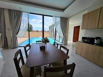 Baan First Pool Villa,,2 star