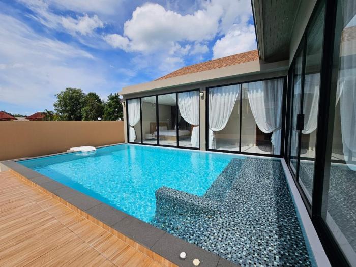 baan first pool villa