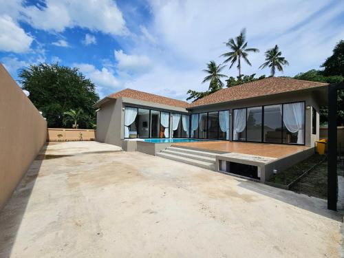 baan first pool villa